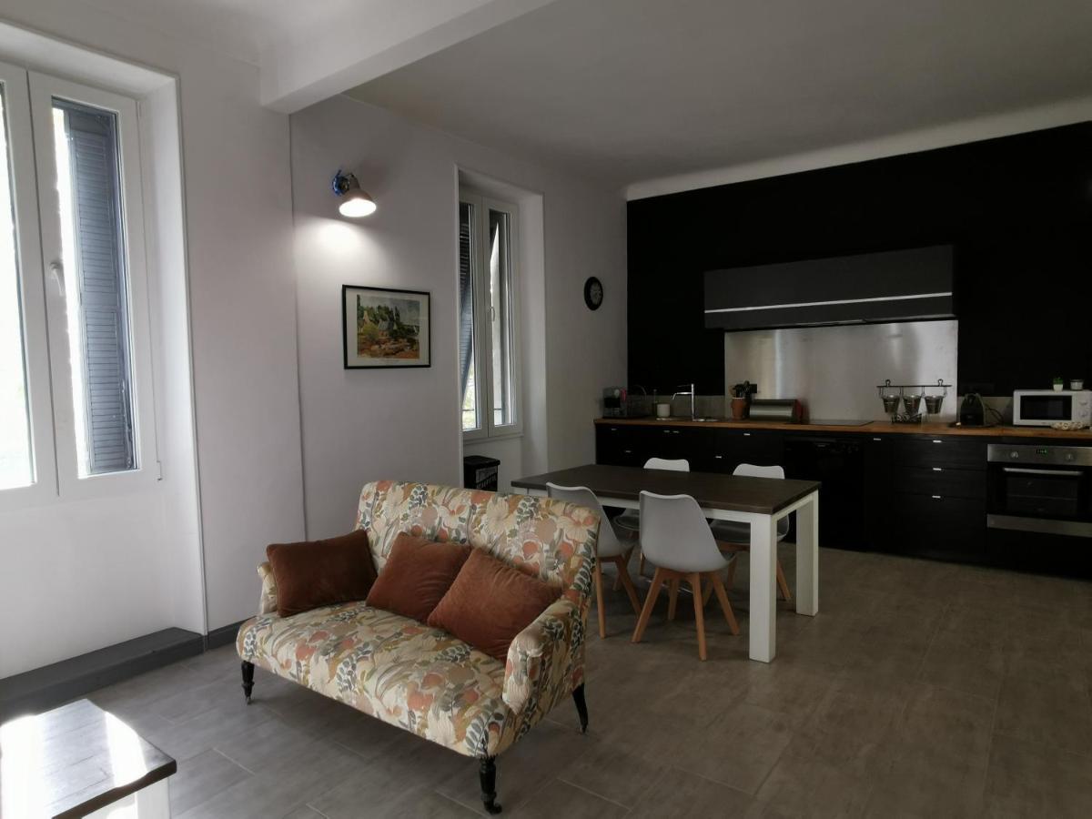La Maison D Alys Cabannes Exterior photo